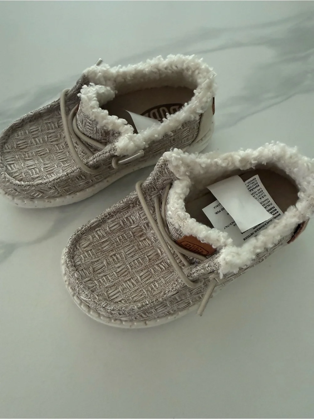 Hey Dude Kids Tan Woven Moccasin Slippers with White Sherpa Trim NWOT